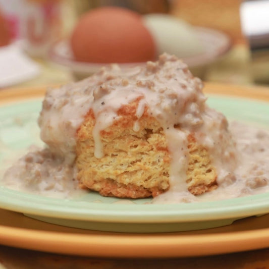 CREAMY SAUSAGE GRAVY